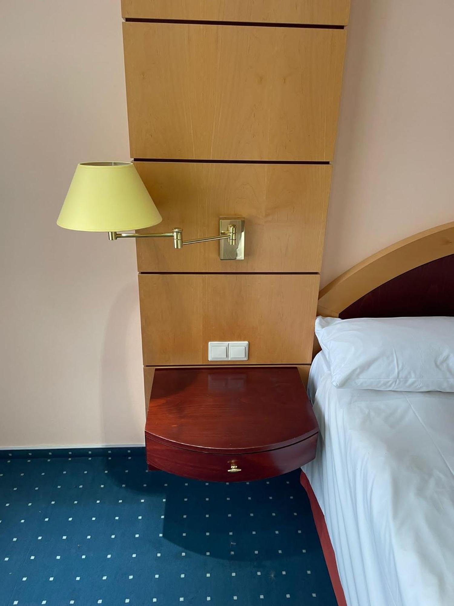 Eventhaus Aparthotel Panzweiler Eksteriør bilde