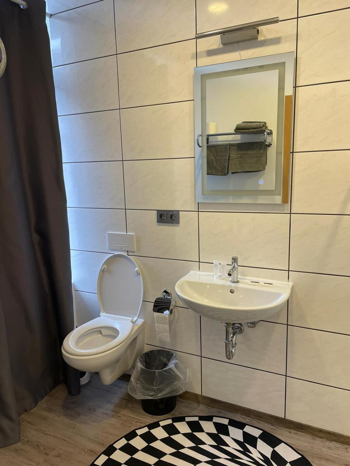 Eventhaus Aparthotel Panzweiler Eksteriør bilde